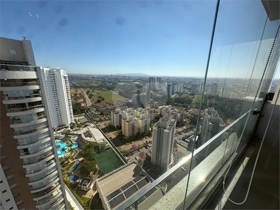 Apartamento para alugar com 1 suíte em Parque Campolim, Sorocaba, SP