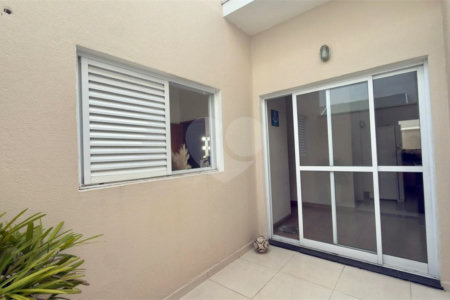 Casa à venda com 4 quartos, sendo 1 suíte,  no condomínio Portobello Sorocaba, Sorocaba - SP