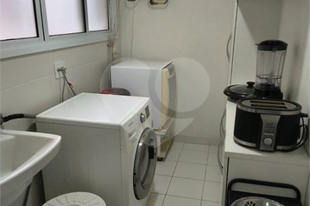 Apartamento à venda com 4 quartos, sendo 1 suíte, em Jardim Caravelas, São Paulo, SP