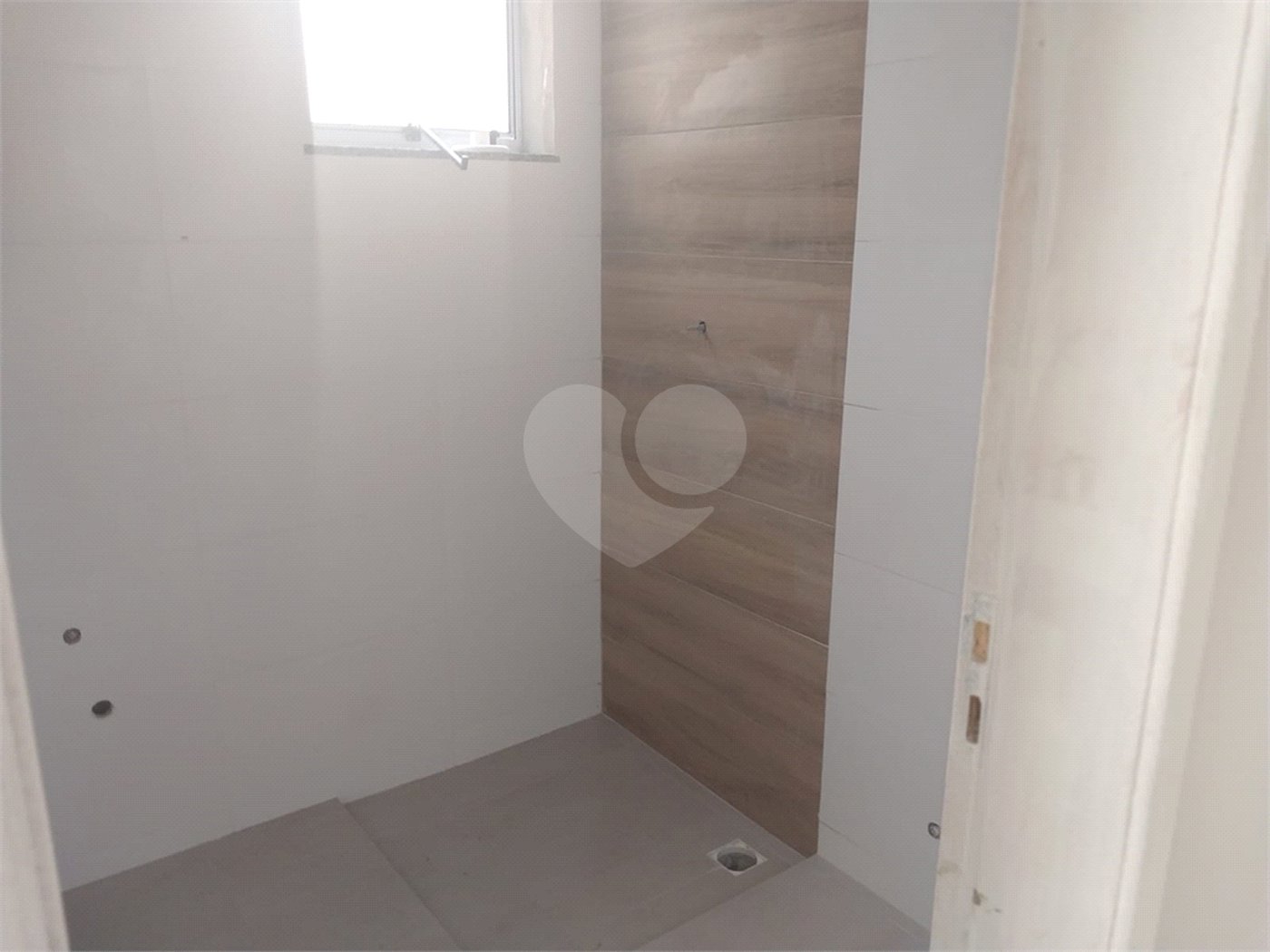 Casa à venda com 2 quartos, sendo 1 suíte, no condomínio Ceu de Brigadeiro, Sorocaba - SP