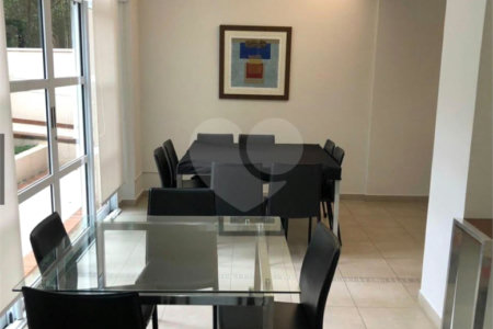 Apartamento à venda com 3 quartos, sendo 1 suíte,  em Jardim Ampliação, São Paulo, SP