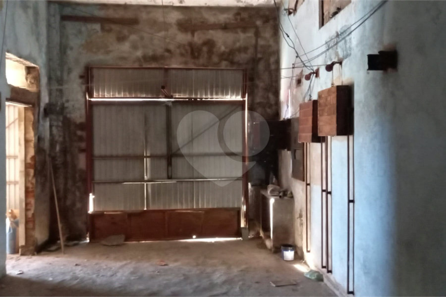 Terreno à venda com 8 quartos, sendo 2 suítes, em Santana, São Paulo, SP