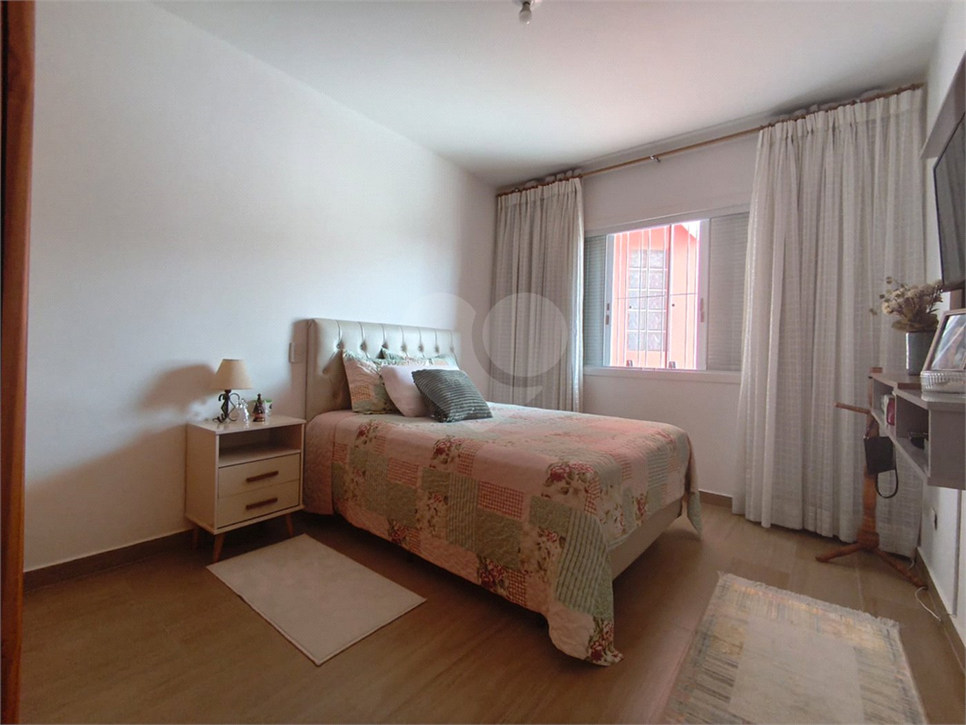 Sobrado à venda com 4 quartos, sendo 1 suíte,  em Vila Aurora (zona Norte), São Paulo, SP