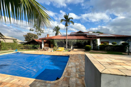 Casa à venda ou para alugar com 5 quartos, sendo 4 suítes, no condomínio Moradas São Luiz, Salto - SP