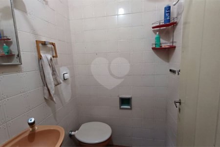 Casa à venda com 3 quartos, sendo 2 suítes,  em Vila Boaçava, São Paulo, SP