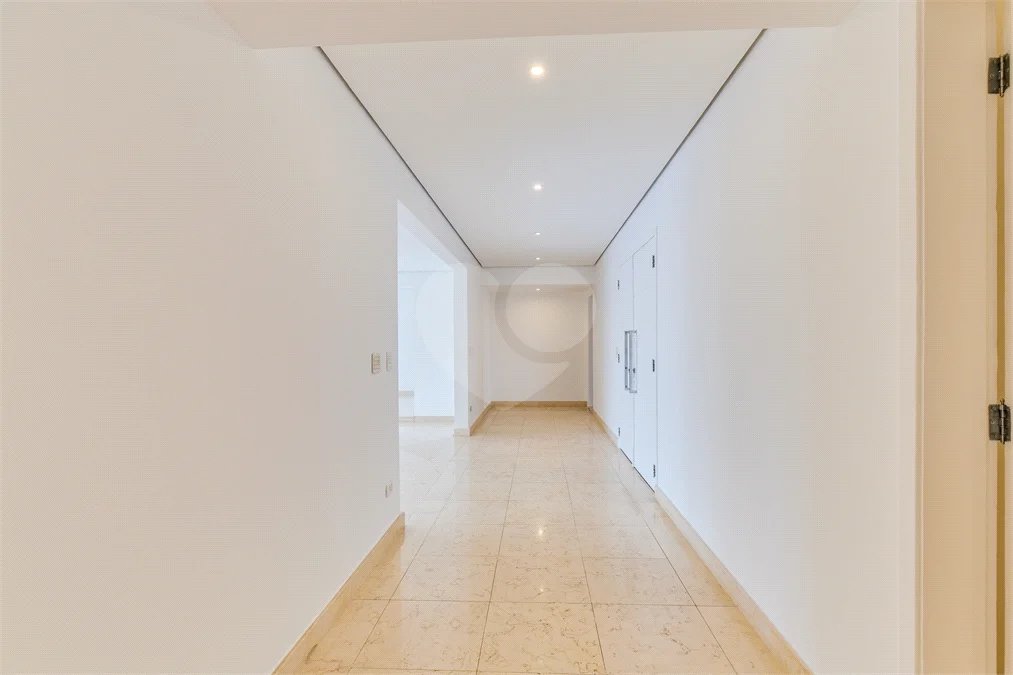 Apartamento à venda ou para alugar com 4 suítes em Alto da Boa Vista, São Paulo, SP