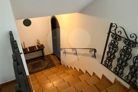 Casa à venda com 5 quartos, sendo 4 suítes, em Parque Maria Helena, São Paulo, SP