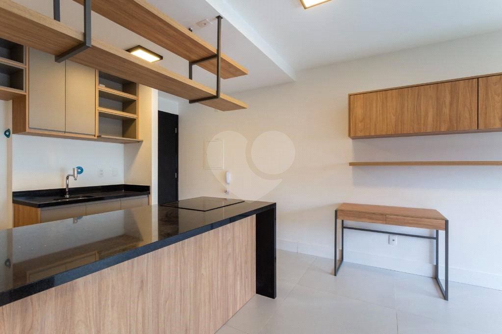Apartamento à venda com 1 suíte em Jardim das Bandeiras, São Paulo, SP