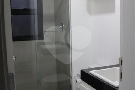 Studio à venda na Aclimação c/33,20m2 úteis - 1 Quarto/1 Vaga - 800m. metrô Ana Rosa/Paraíso