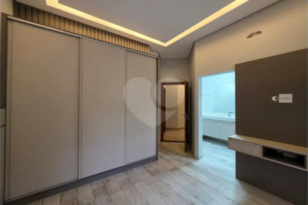 Casa à venda com 4 suítes no condomínio Residencial Jardim Primavera, Louveira - SP