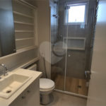 Apartamento com 2 vagas no Campo Belo
