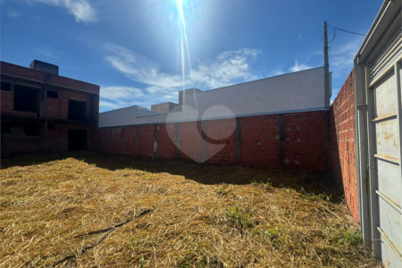 Terreno Murado de 250m2, em Jardim Embaré, São Carlos.