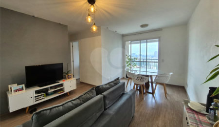 Apartamento à venda com 3 quartos, sendo 1 suíte, em Jardim Parque Morumbi, São Paulo, SP