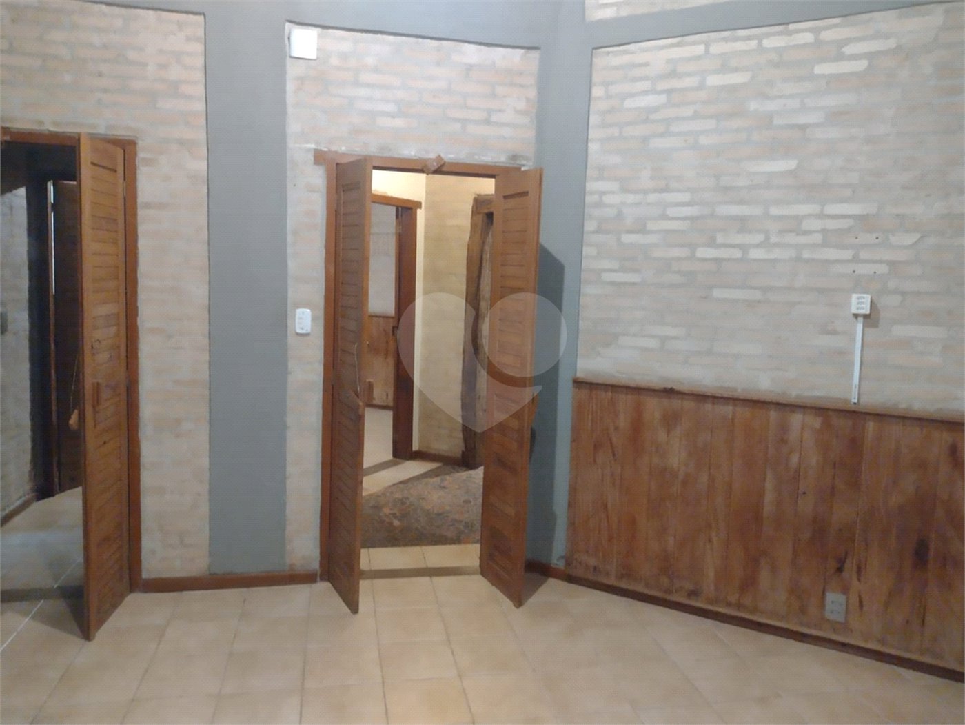 Sobrado à venda com 3 quartos, sendo 2 suítes, em Jardim Residencial Santa Mônica, Araraquara, SP
