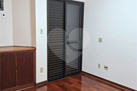 Apartamento à venda com 2 quartos, sendo 1 suíte, no Centro, Araraquara, SP