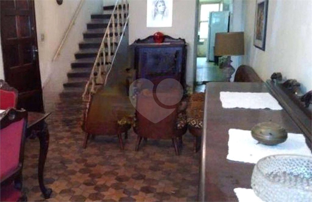 Sobrado à venda com 5 quartos, sendo 1 suíte, em Santana, São Paulo, SP