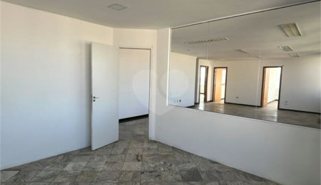 Sala para alugar com 1 quarto no Centro, São Paulo, SP