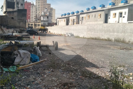 Terreno à venda em Liberdade, São Paulo, SP