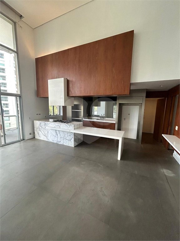 Apartamento à venda com 2 suítes em Parque do Morumbi, São Paulo, SP