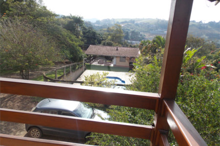 Casa Térrea à venda com 3 quartos, sendo 1 suíte, em Mirante do Cachoeira, Piracaia, SP