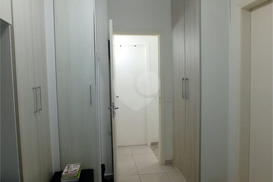 Casa à venda com 2 suítes no condomínio Residencial Pavoni I, São Paulo - SP