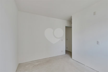 Apartamento à venda com 4 quartos, sendo 2 suítes, em Santo Amaro, São Paulo, SP