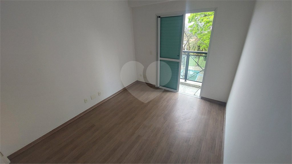 Apartamento à venda com 3 quartos, sendo 1 suíte, em Alto da Boa Vista, São Paulo, SP