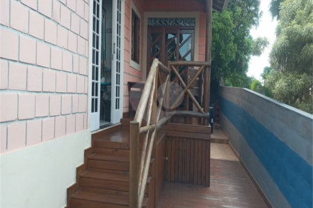 Chácara à venda com 3 quartos, sendo 2 suítes,  em Monterrey, Louveira, SP