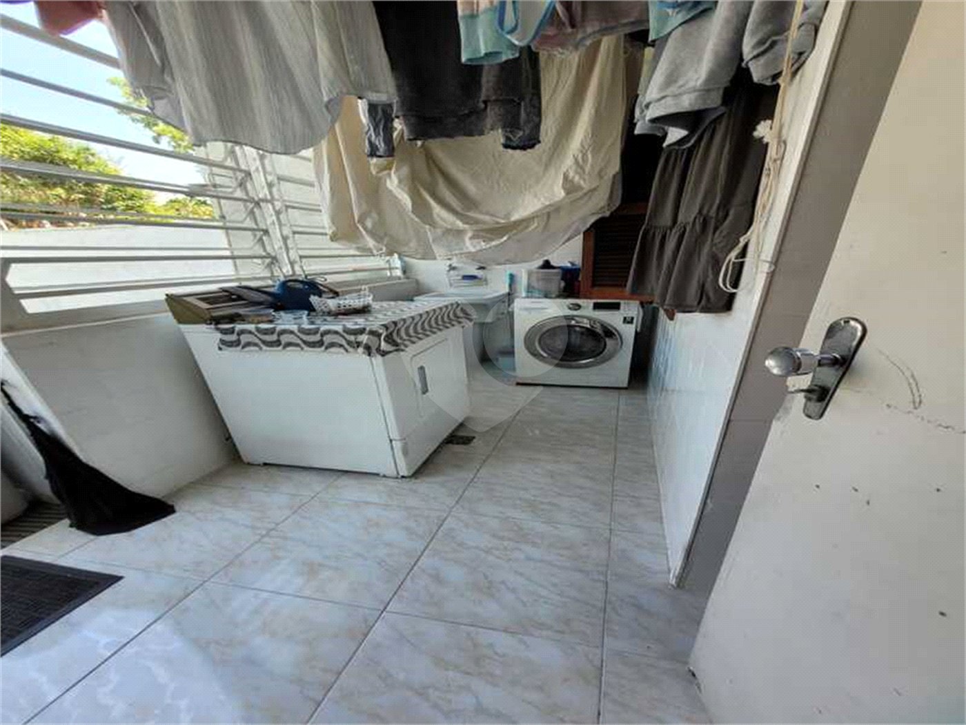 Sobrado à venda com 6 quartos, sendo 2 suítes, em Vila Romana, São Paulo, SP