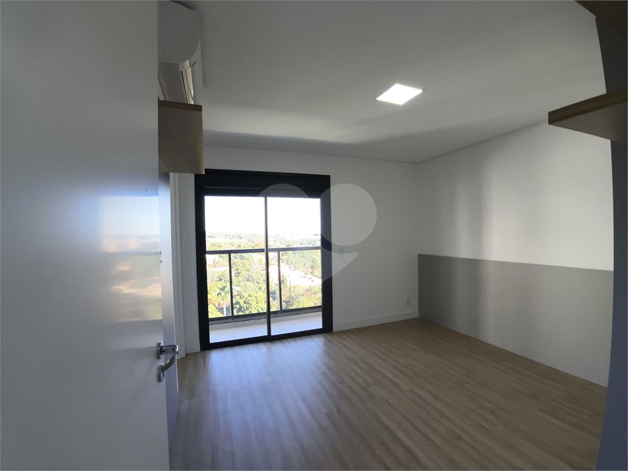Apartamento à venda com 4 quartos, sendo 2 suítes,  em Além Ponte, Sorocaba, SP