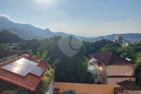 Casa à venda com 5 quartos, sendo 2 suítes, em Tijuca, Rio de Janeiro, RJ