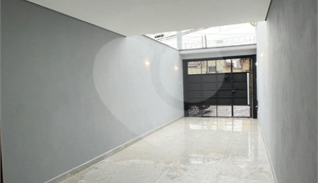 Sobrado à venda com 3 quartos, sendo 1 suíte, em Vila Nova Cachoeirinha, São Paulo, SP