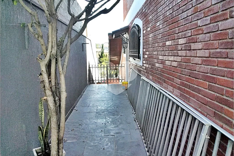 Sobrado à venda com 4 quartos, sendo 2 suítes, em Santana, São Paulo, SP