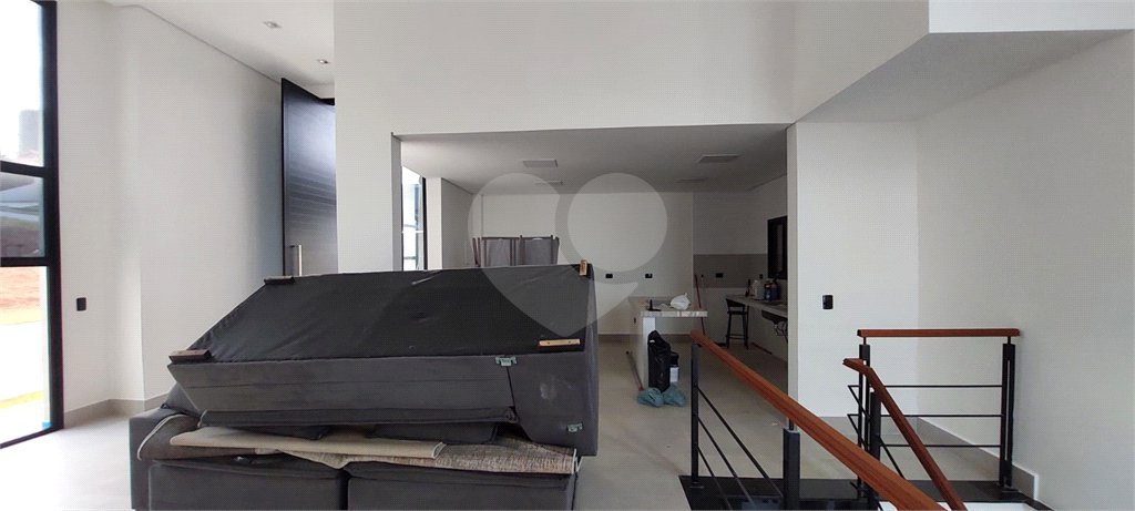 Casa à venda ou para alugar com 5 quartos, sendo 3 suítes, no condomínio Figueira Garden, Atibaia - SP