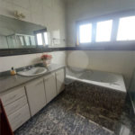 Casa à venda com 5 quartos, sendo 2 suítes, no condomínio Vinhas da Vista Alegre - Lado Sede, Vinhedo - SP