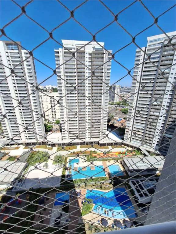 Apartamento à venda com 4 quartos, sendo 2 suítes,  em Vila Anastácio, São Paulo, SP