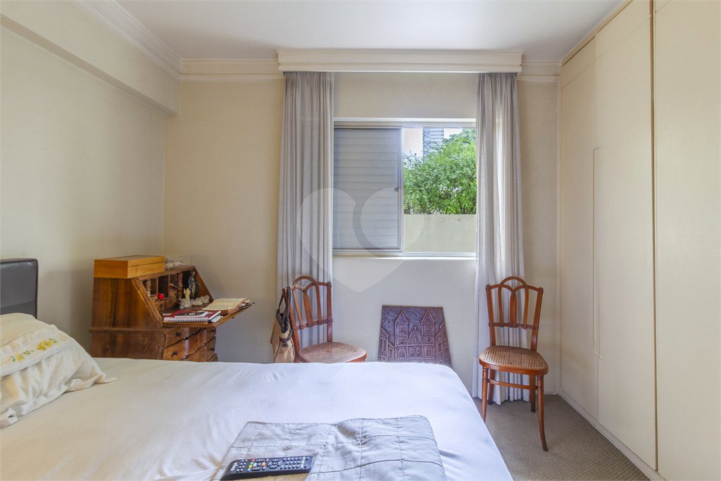 Apartamento à venda com 3 quartos, sendo 1 suíte,  em Sumarezinho, São Paulo, SP