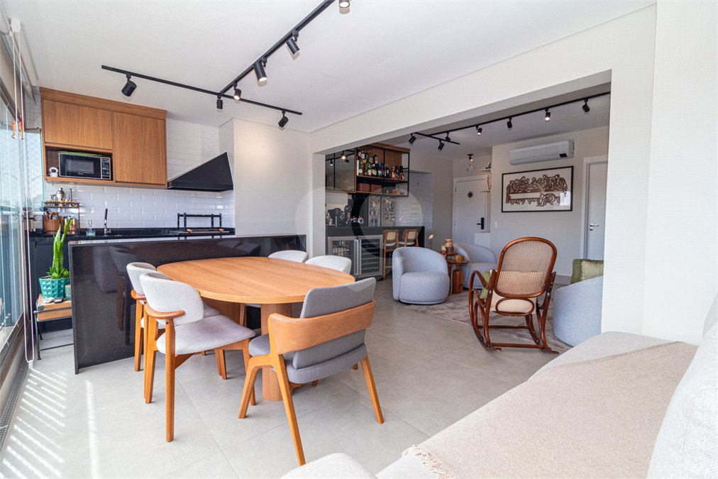 Apartamento à venda com 3 suítes em Jardim Prudência, São Paulo, SP