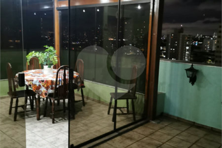 Cobertura à venda com 3 quartos em Vila Gumercindo, São Paulo, SP
