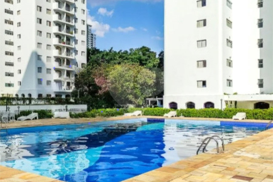 Apartamento para alugar com 3 quartos em Morumbi, São Paulo, SP
