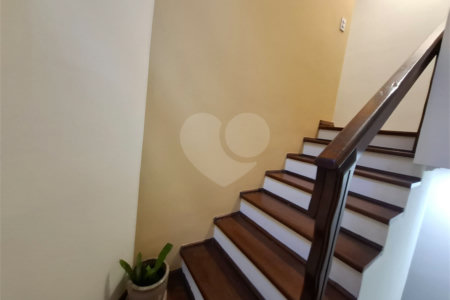 Sobrado à venda com 3 quartos, sendo 2 suítes, em Santana, São Paulo, SP