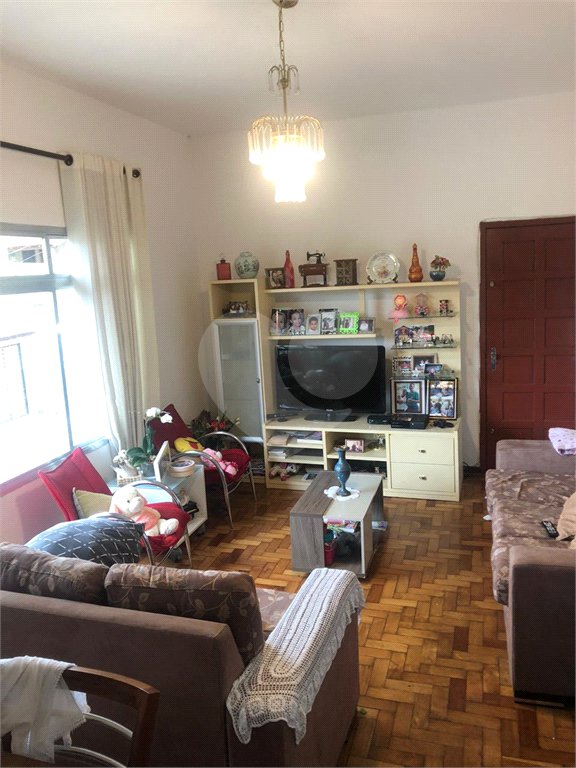 Casa à venda com 3 quartos, sendo 1 suíte, em Horto, São Paulo, SP