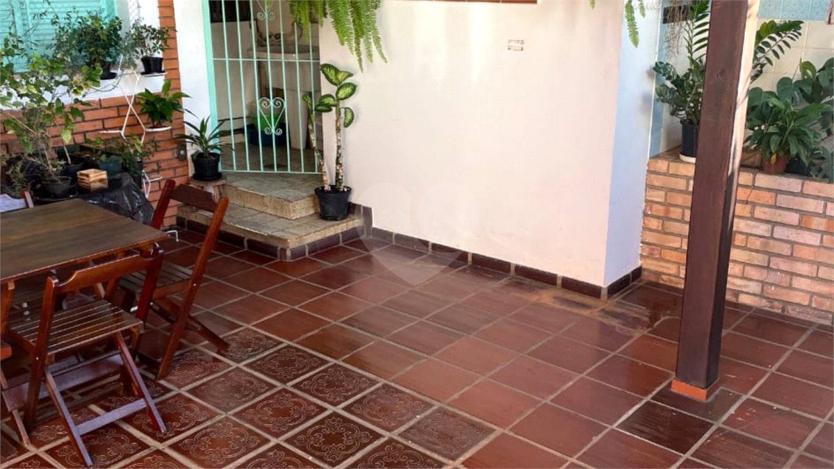 Casa à venda com 2 quartos, sendo 1 suíte,  em Vila Trujillo, Sorocaba, SP
