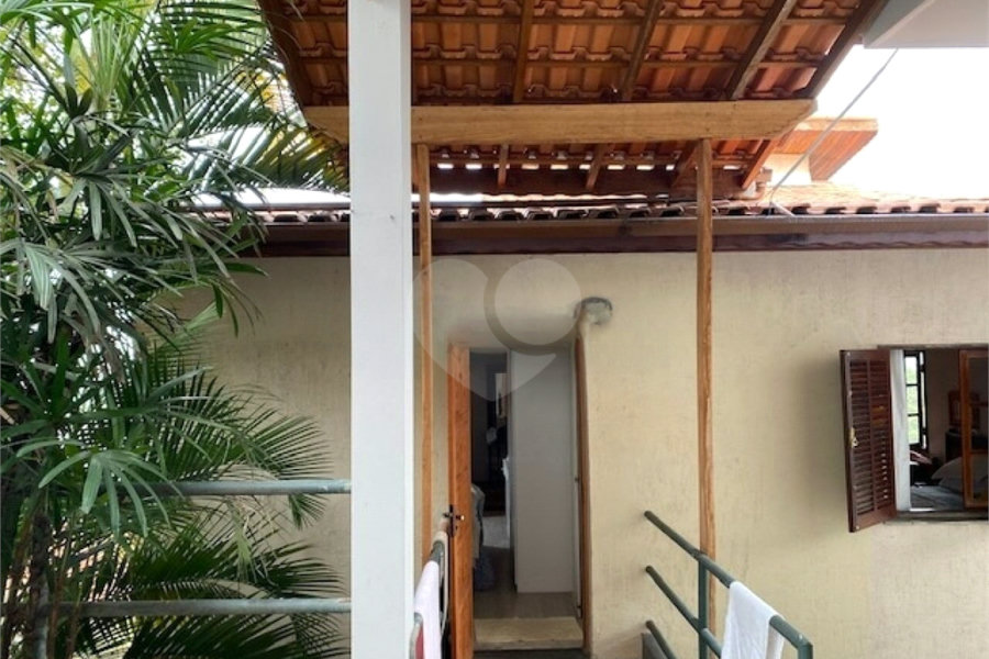 Sobrado à venda com 5 quartos, sendo 2 suítes, em Jardim São Bento, São Paulo, SP