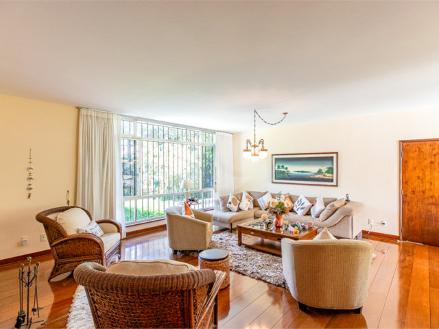 Casa de Vila à venda com 3 quartos, sendo 1 suíte,  em Alto da Boa Vista, São Paulo, SP