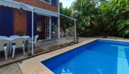 Casa à venda com 4 quartos, sendo 2 suítes,  em Jardim Botânico, Rio de Janeiro, RJ