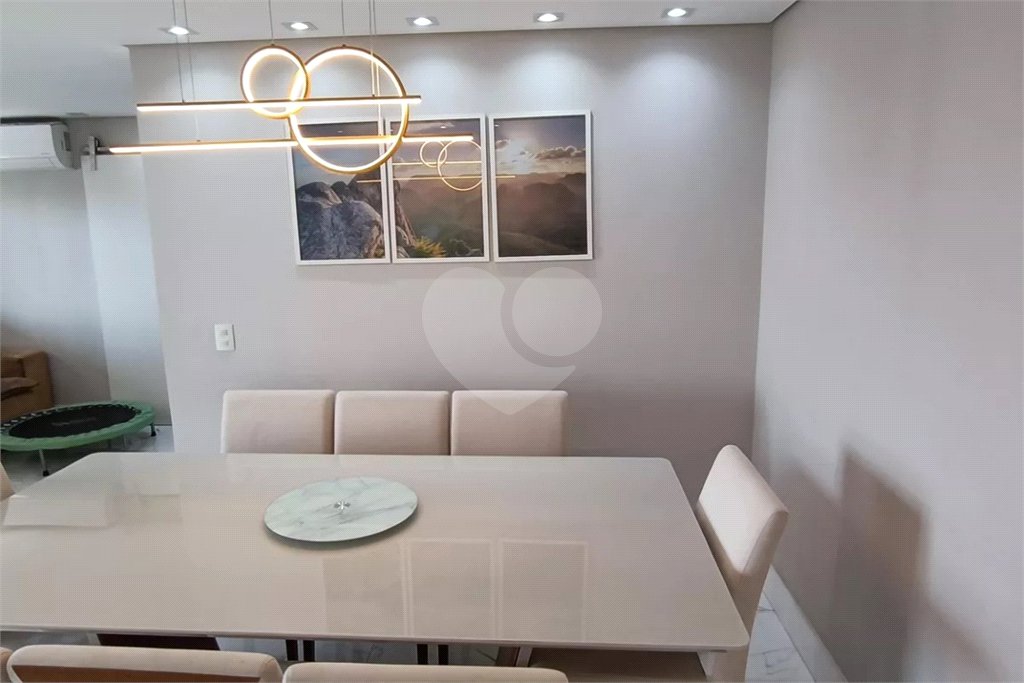 Apartamento à venda com 3 quartos, sendo 1 suíte,  em Jardim Vazani, São Paulo, SP