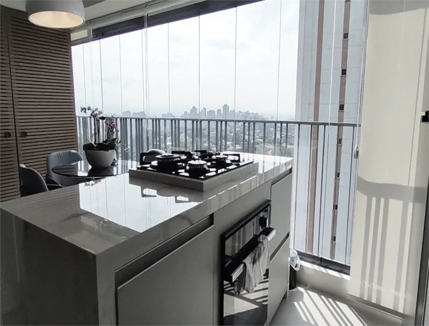 Apartamento à venda com 2 suítes em Pinheiros, São Paulo, SP