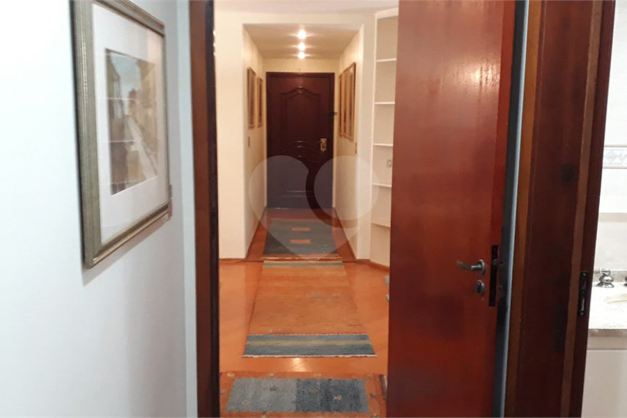 Apartamento à venda mobiliado nos Jardins — 126 m²