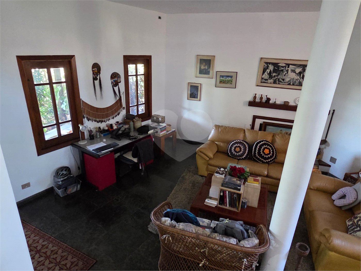 Casa à venda com 4 quartos, sendo 2 suítes, em Cidade São Francisco, São Paulo, SP